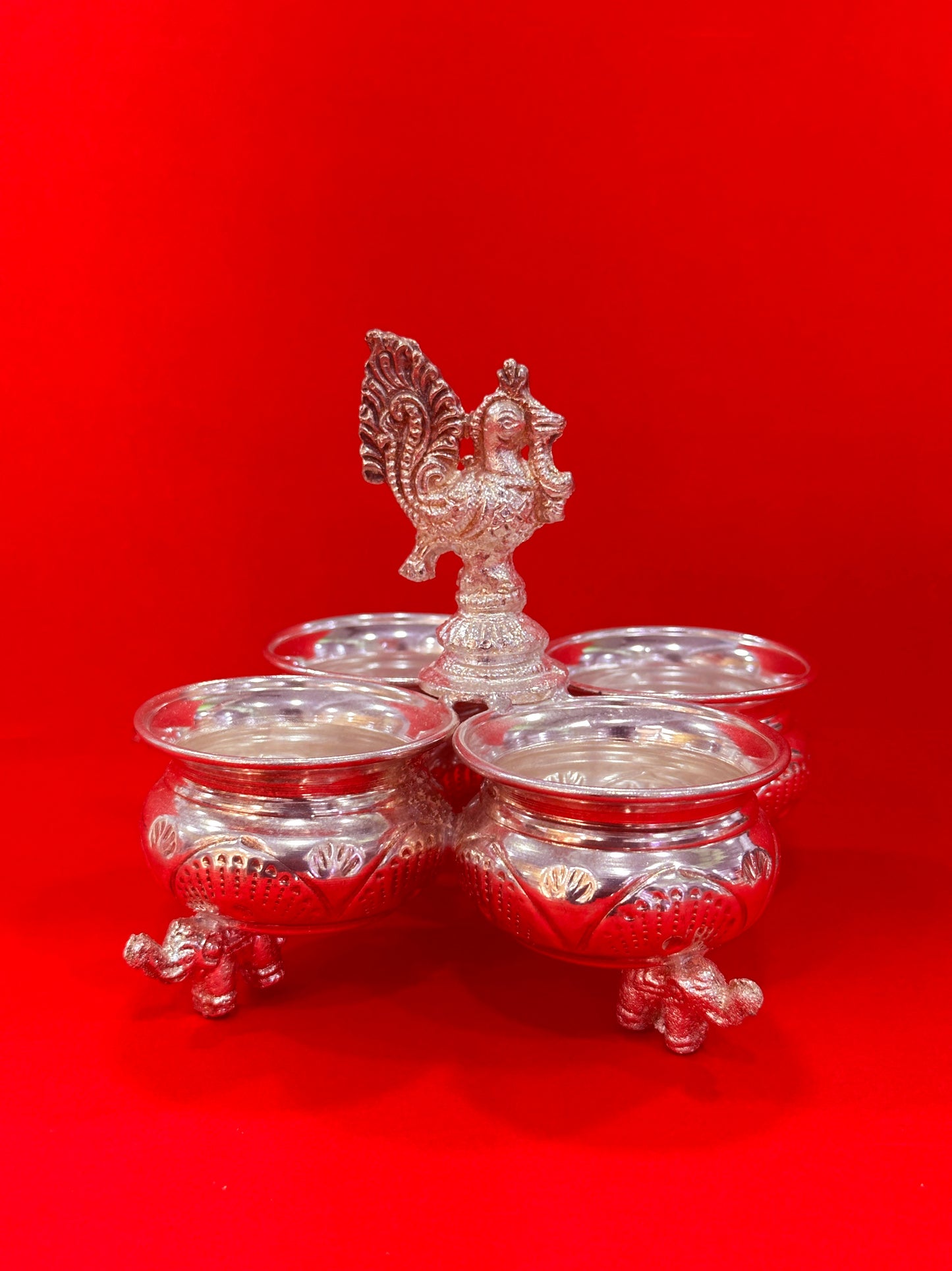 CHANDANAM KINNAM
